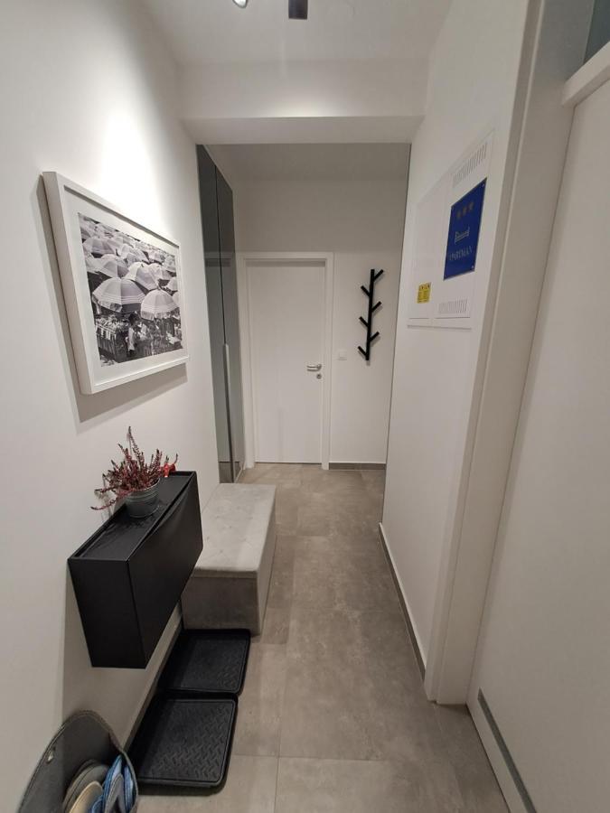 Appartement Abstract Apartman***